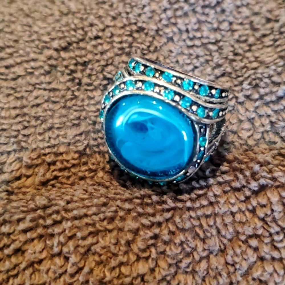 💞Ring - Picture 2 of 6